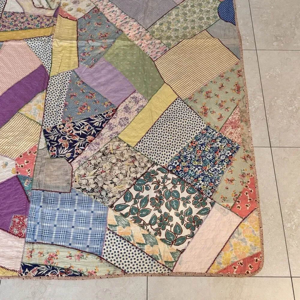Vintage Abstract patchwork quilt Blue Pink Yellow Red Green Thin 69”x80” Read
